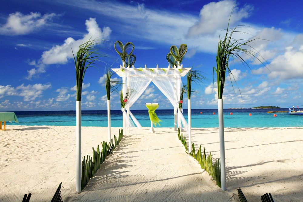 Machchafushi Island Resort & Spa Maldives (ex. Centara Grand Island Resort & Spa) 5*