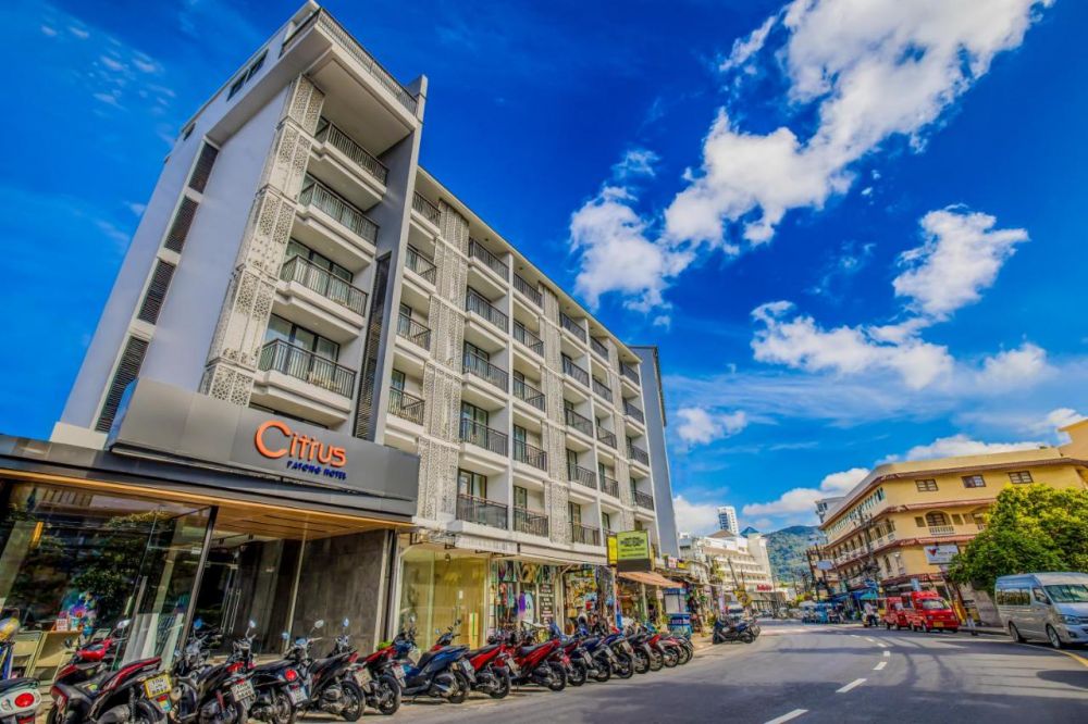 Citrus Patong Hotel 3*