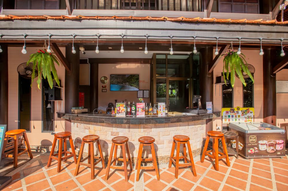 Nipa Resort 4*