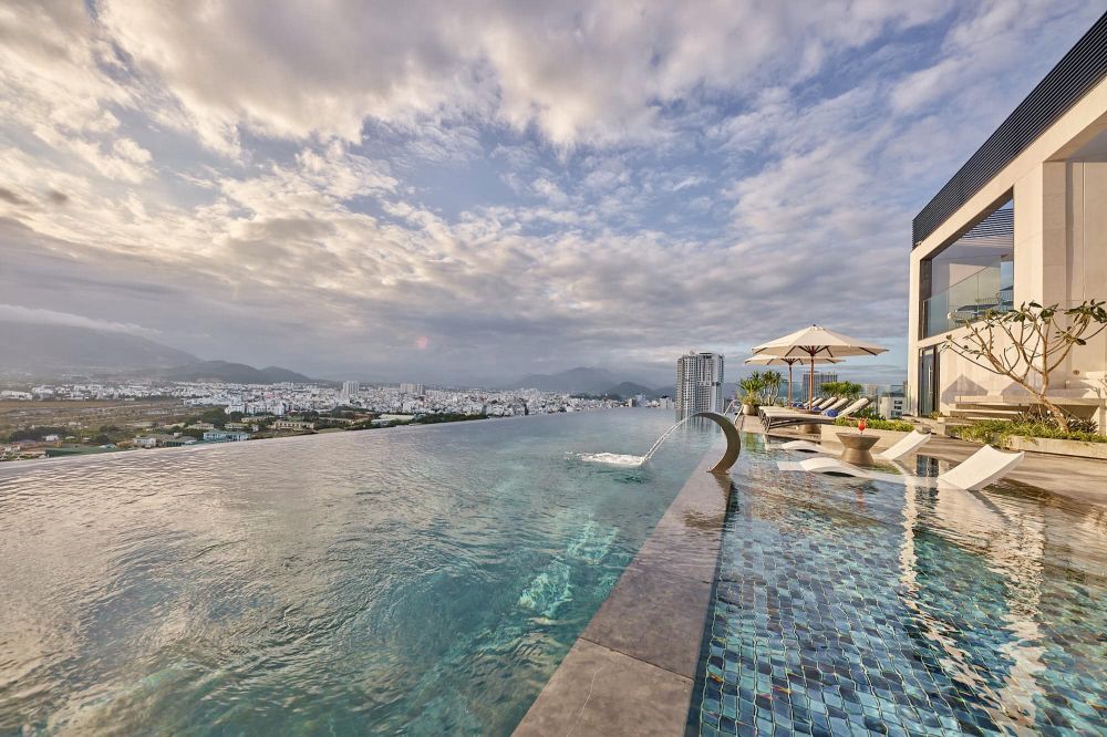 December Hotel 5*