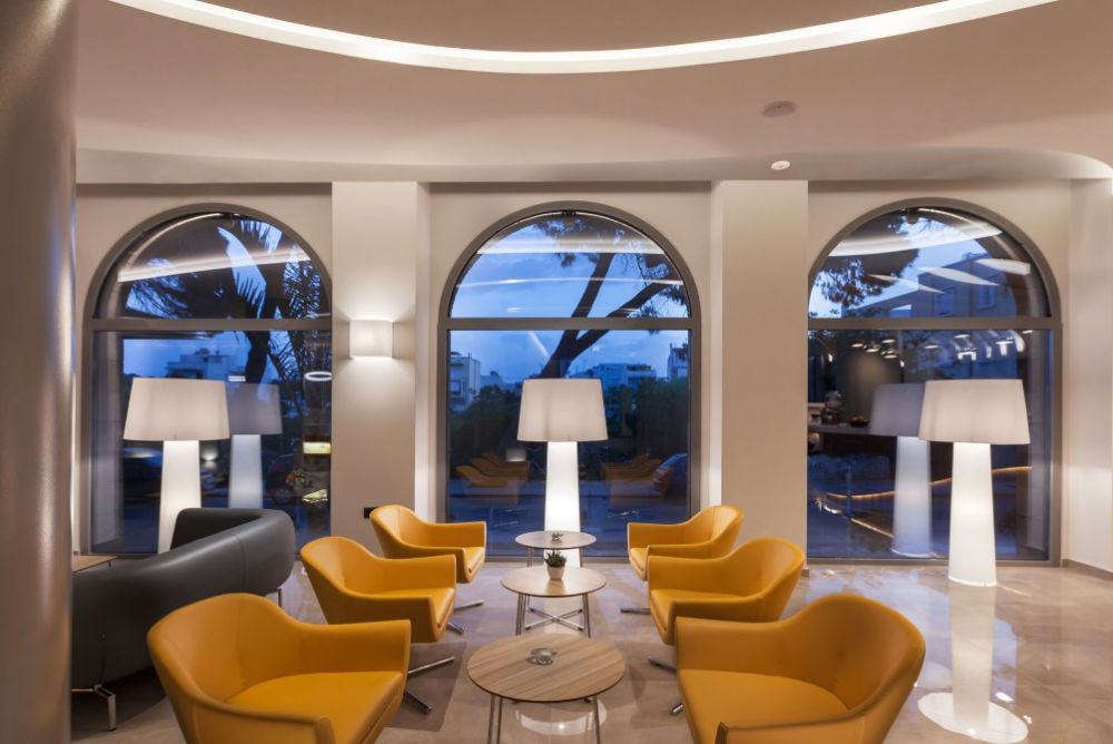 Blue Lagoon City Hotel 4*