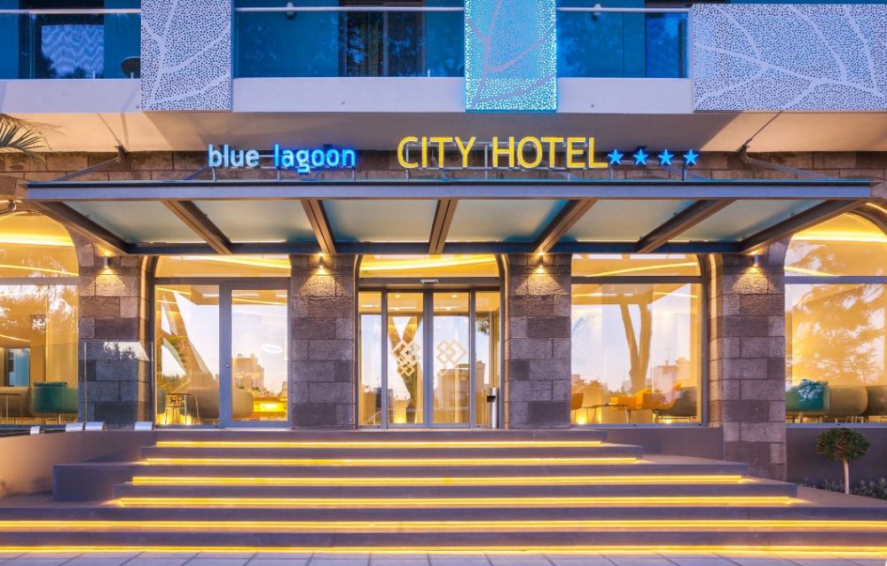 Blue Lagoon City Hotel 4*