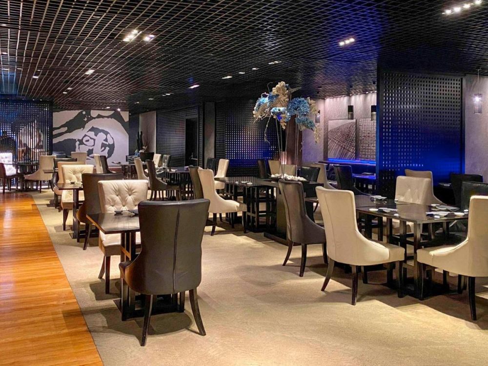 Swissotel The Stamford 5*