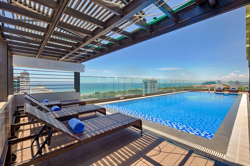 Cosmos Hotel Danang 3*