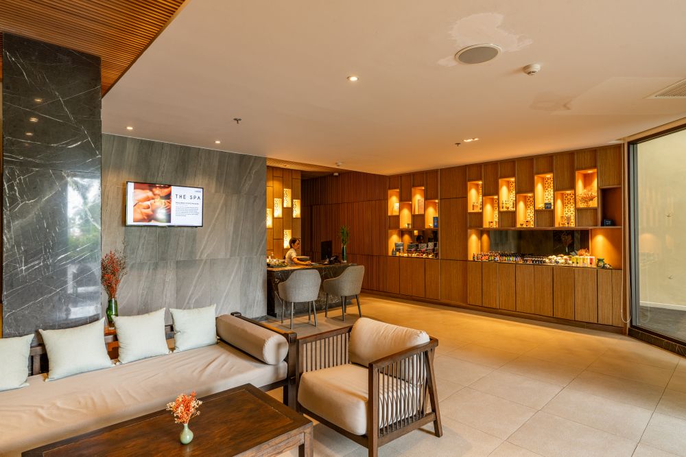 Le Meridien Khao Lak Beach 5*