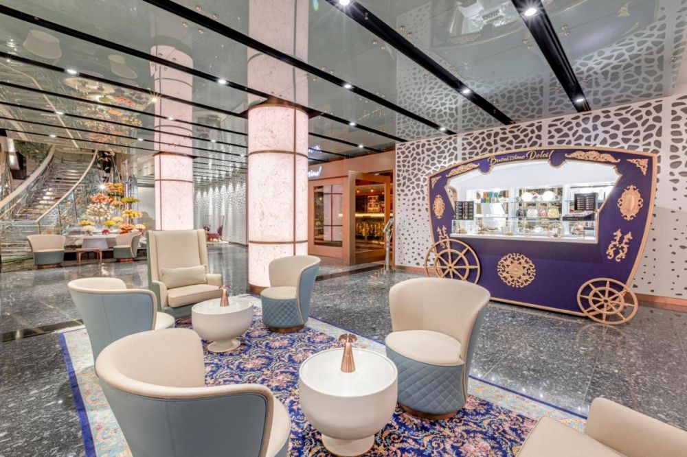 Mövenpick Dubai Creek (ex. Golden Sands Hotel Creek) 5*