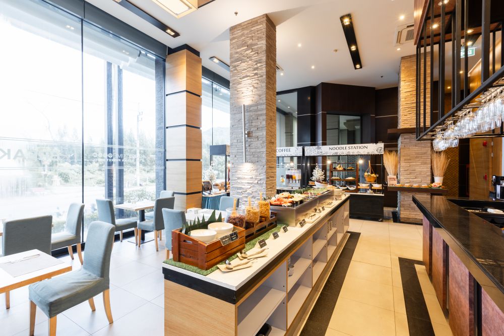 The Marina Phuket Hotel 4*