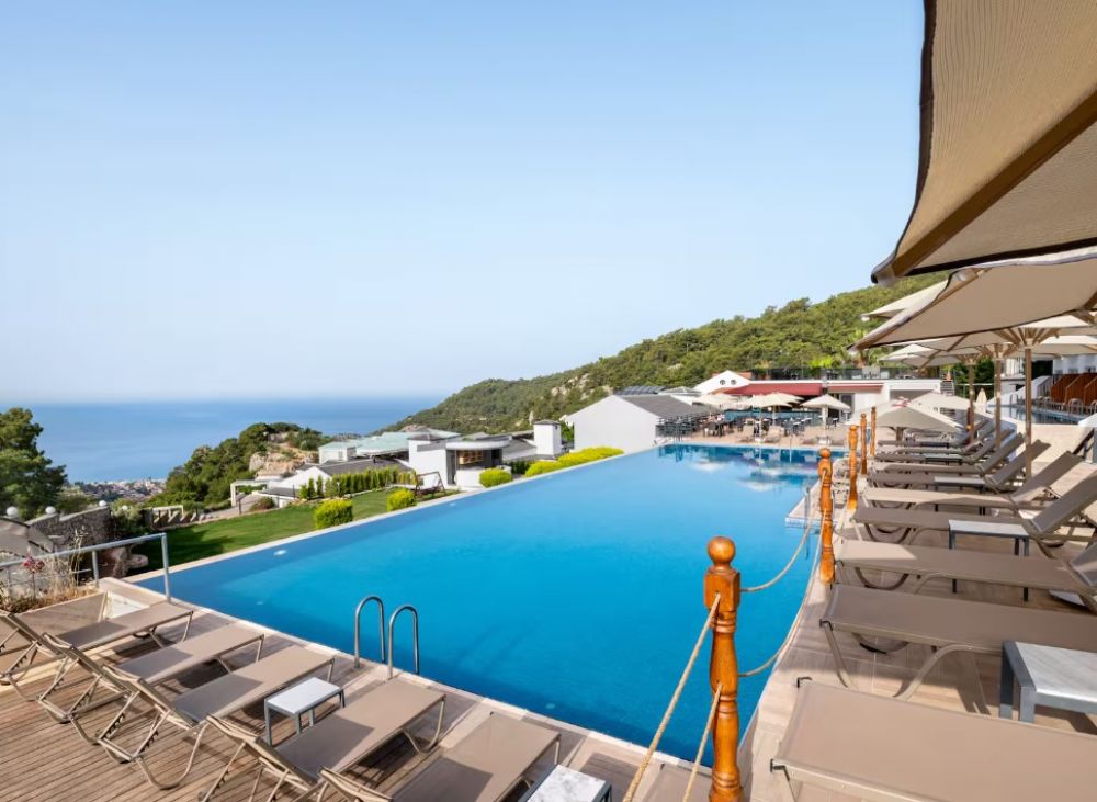 Ramada By Wyndham Oludeniz 4*