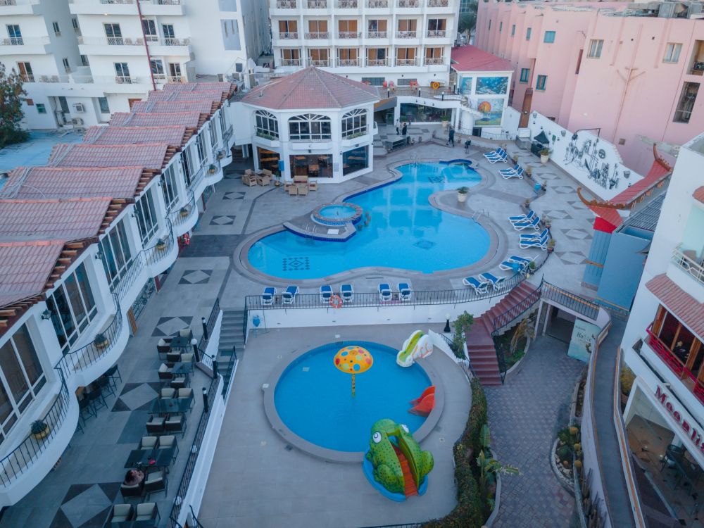 Minamark Resort & Spa 4*