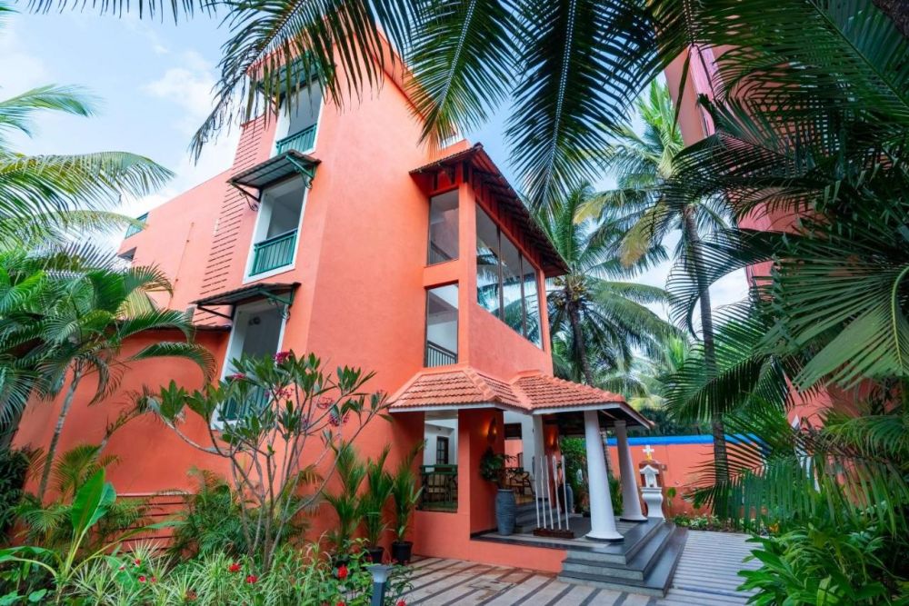 Mandrem Beach Resort (ex. Regenta Place Mandrem Beach Resort) 3*