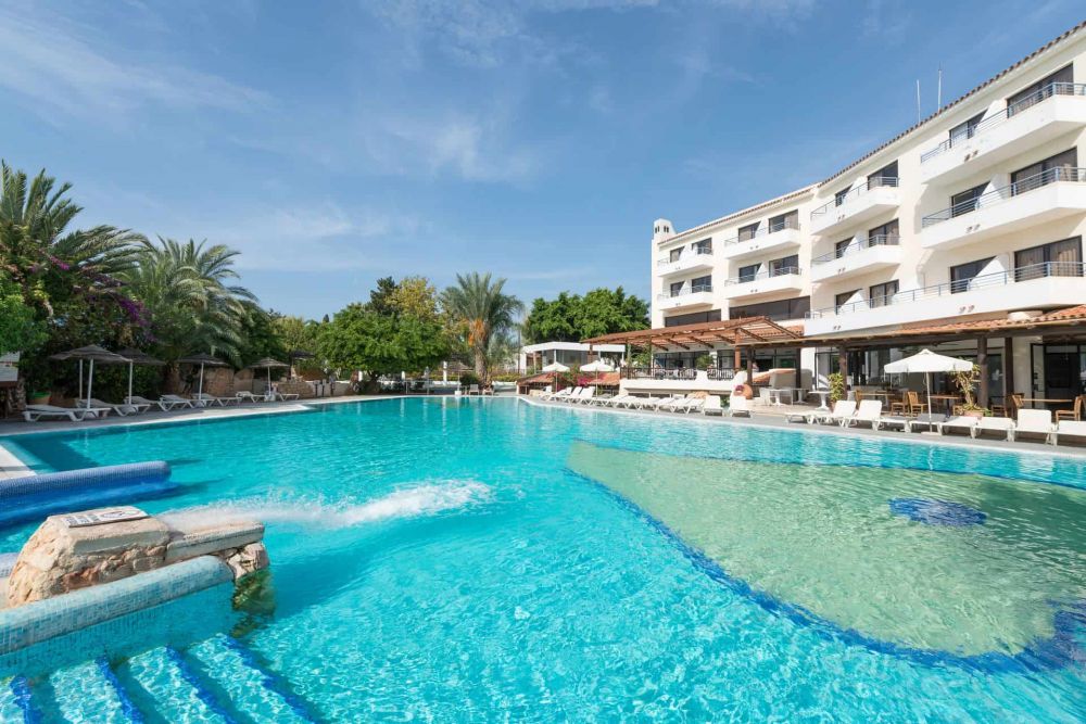 Paphos Gardens Hotel 3*