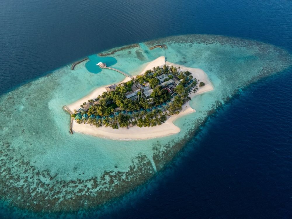 Eri Maldives (ex. Eriyadu Island Resort) 4*