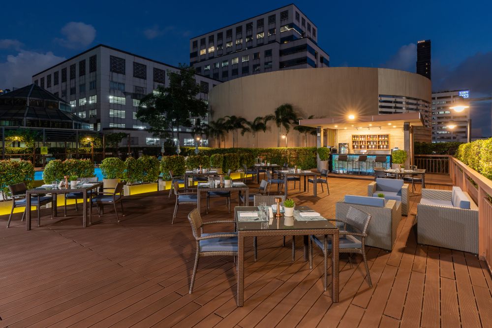 Holiday Inn Silom, Bangkok 4*