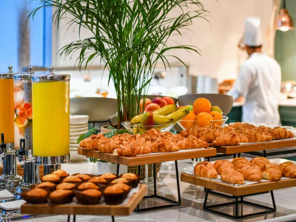 Adagio Doha Hotel Apartments 4*