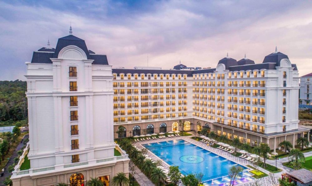 Vinholidays Fiesta Phu Quoc 4*