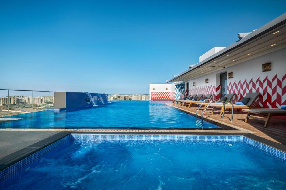 Mercure Muscat 4*