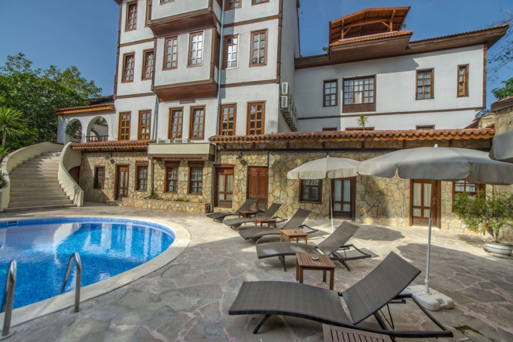 Argos Hotel 