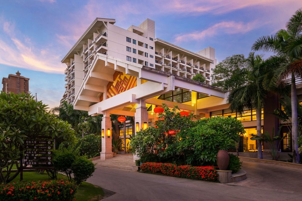 Yuhai International Resort (ex. Azure Resort) 4*