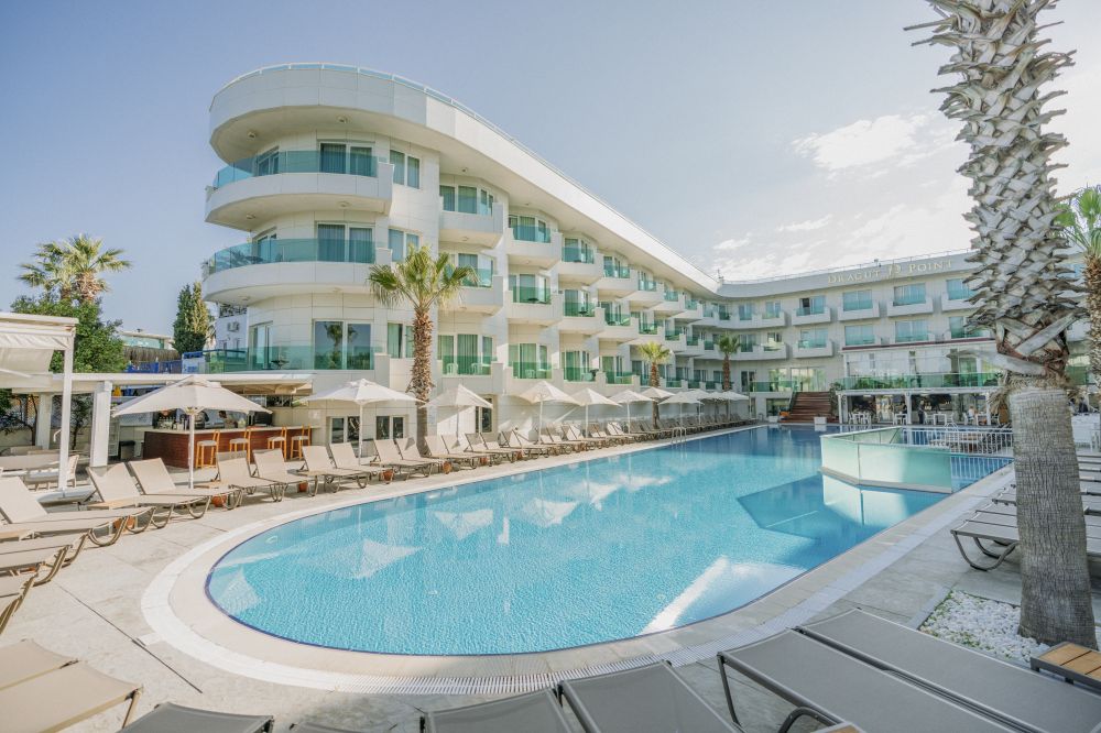 Dragut Point South 4*