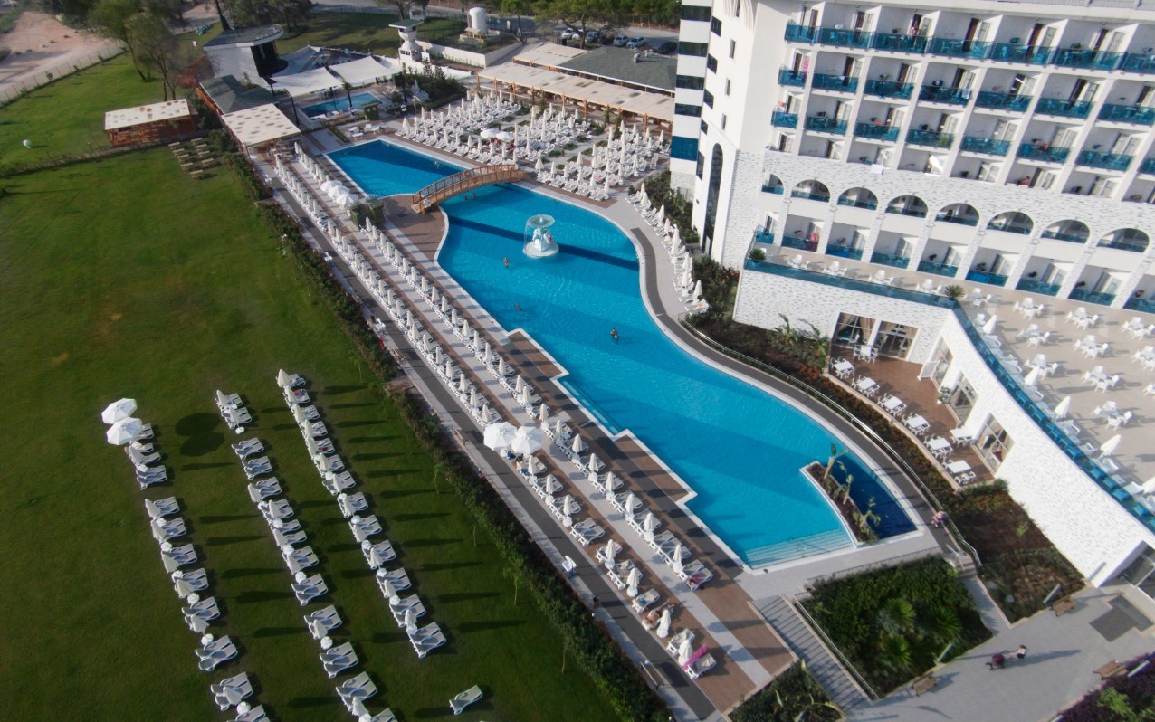 Water Side Resort 5*