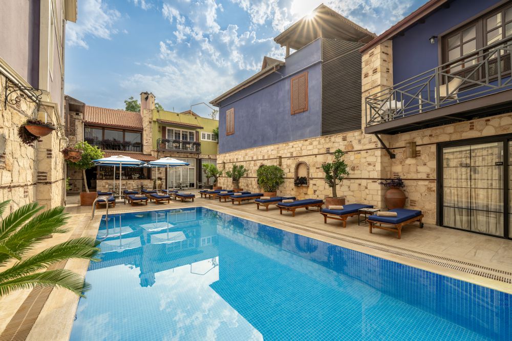 Alp Pasa Hotel 4*