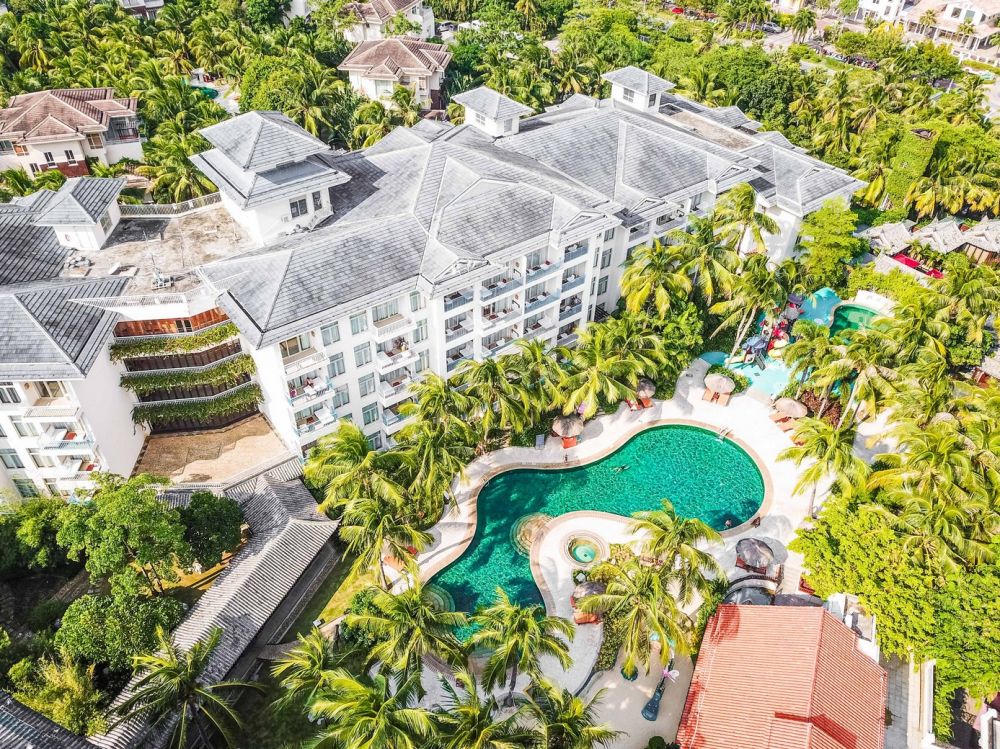 Swissotel & Grand Mercure Sanya Yalong Bay 5*