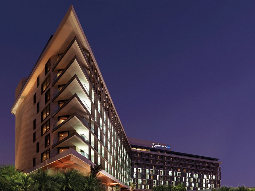 Yas Plaza Mangroves by IHG (ex. Radisson Blu Abu Dhabi Yas Island) 5*