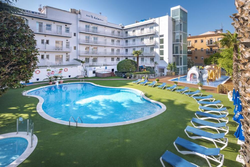 GHT Balmes Apartments & Splash (Calella) 3*