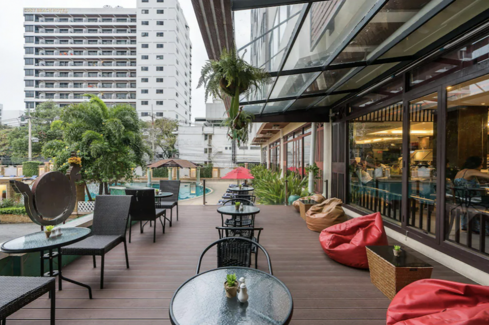 Mountain Beach Resort & Convention Center 3*