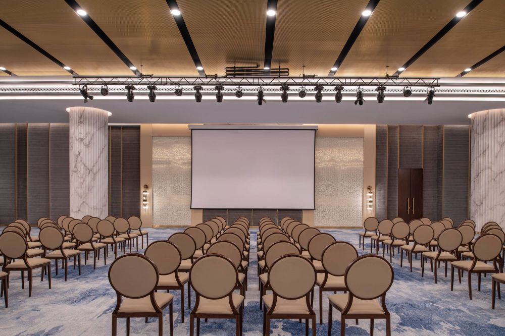 The St. Regis Marsa Arabia Island, The Pearl Qatar 5*