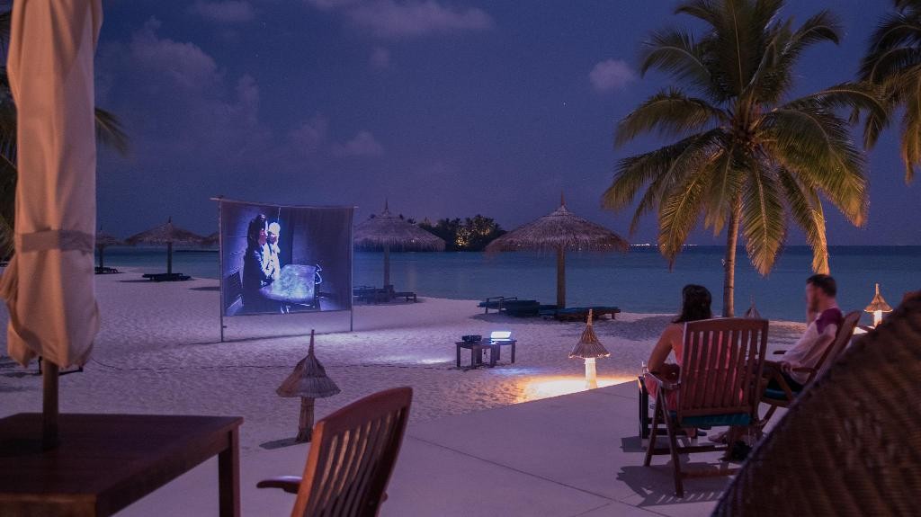 Veligandu Island Resort 5*