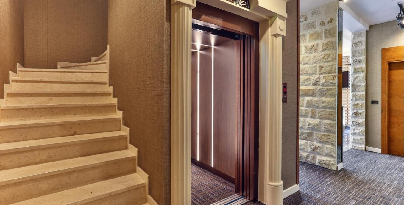 Tate Hotel 4*