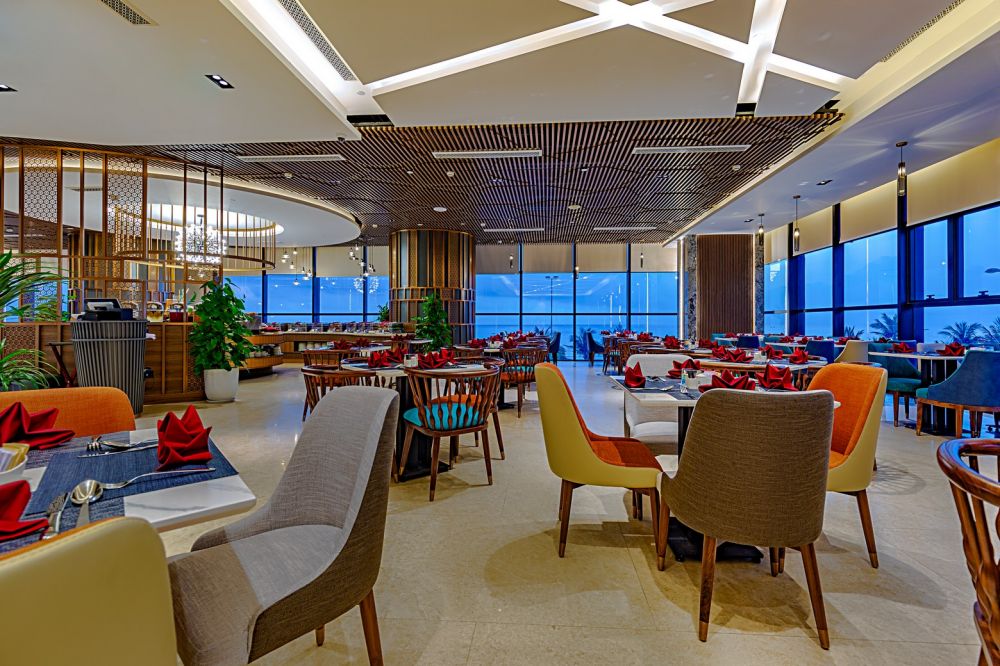 Peninsula Hotel Da Nang 5*
