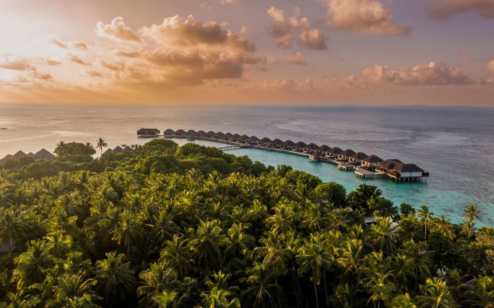 Dusit Thani Maldives 5*