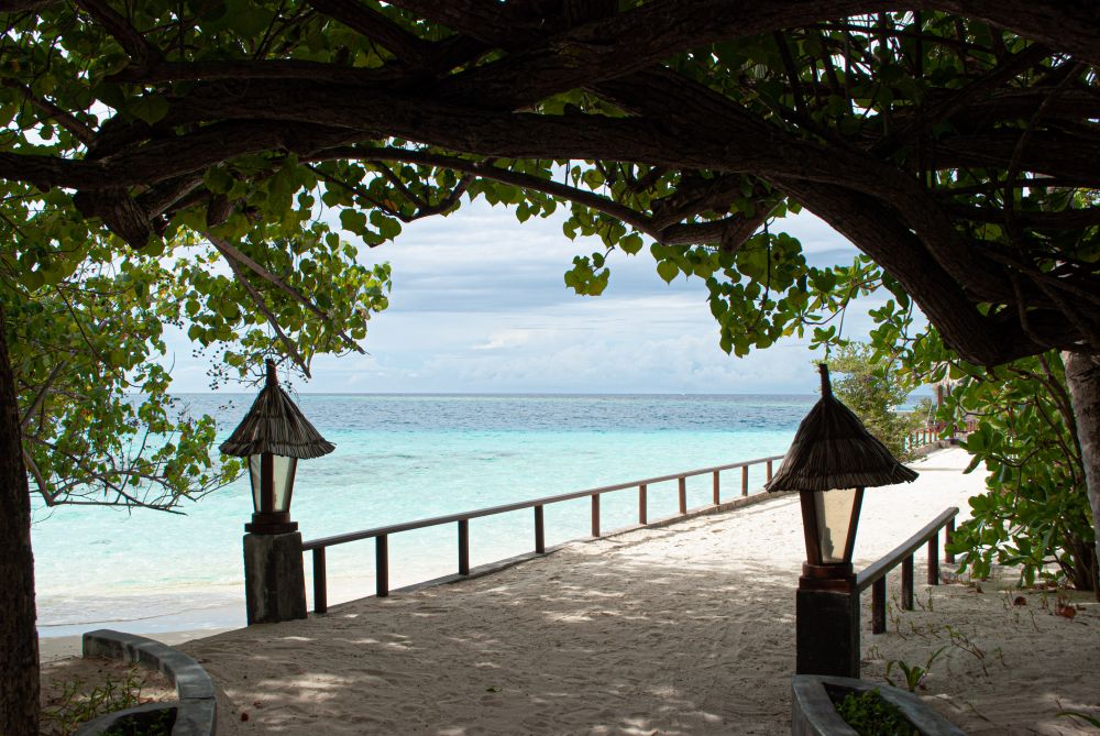 Makunudu Island | Adults Only 10+ 4*