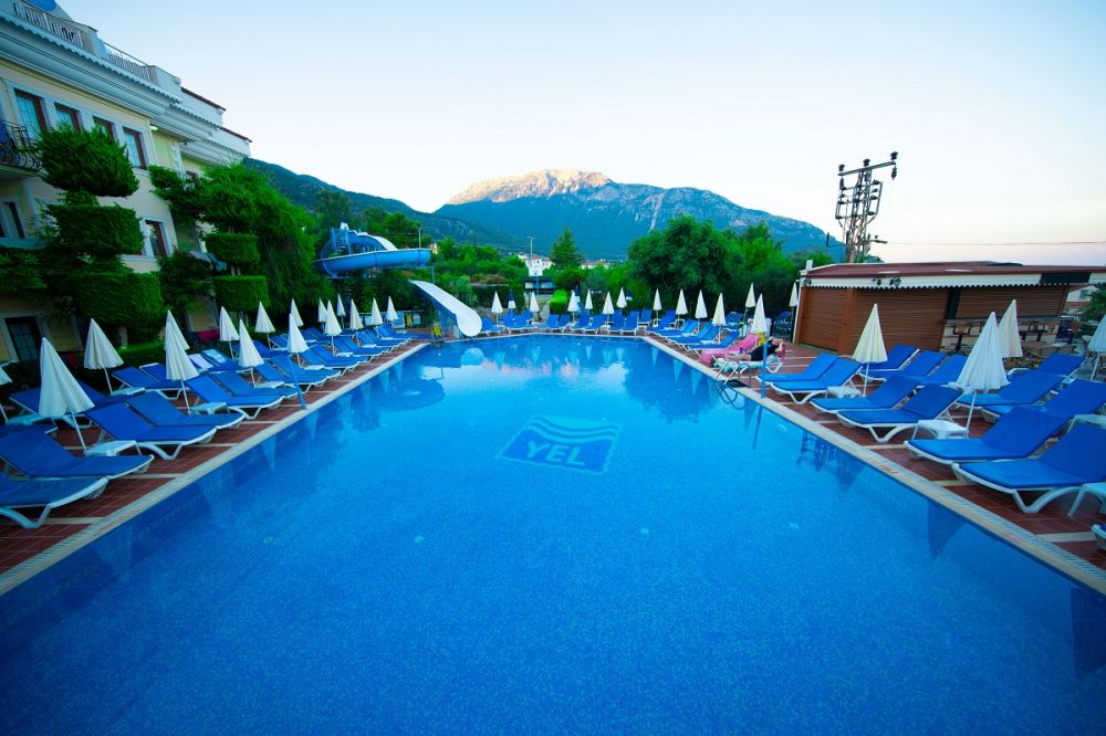 Yel Holiday Resort 3*