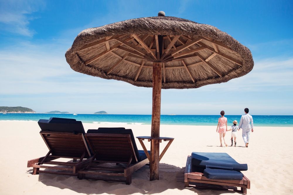 Mangrove Tree Resort Yalongbay 5*