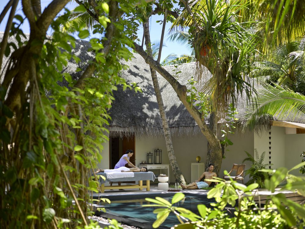 Dusit Thani Maldives 5*