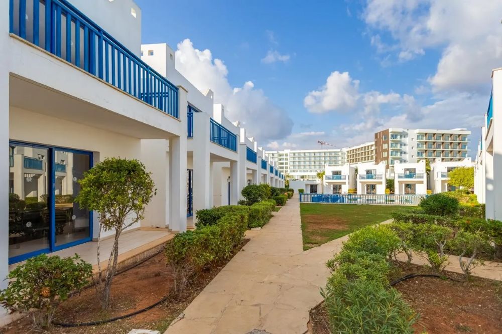 MarisMare Apartments 2*
