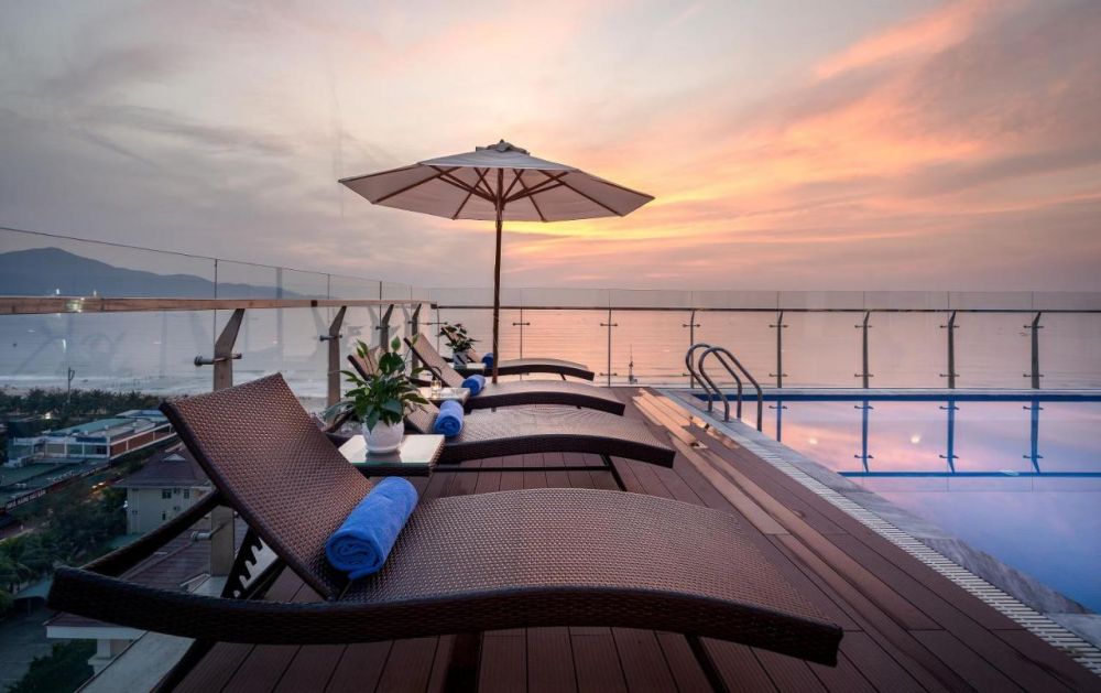 Sunny Ocean Hotel & Spa 4*