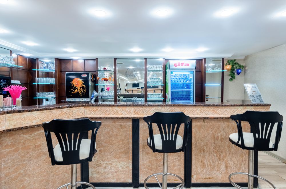 Senza Sunset Beach Hotel 5*