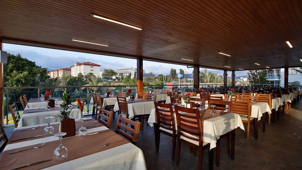 Oji Beach Hotel 4*