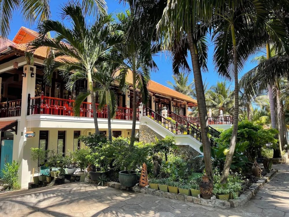 Saigon Emerald Resort 4*