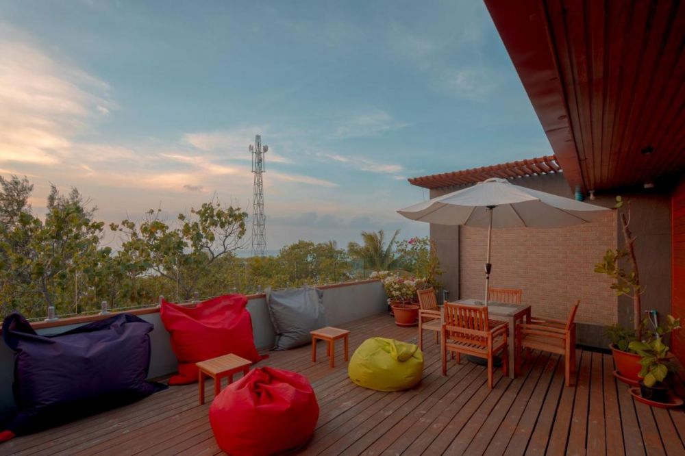 Ayala Ocean View 2*