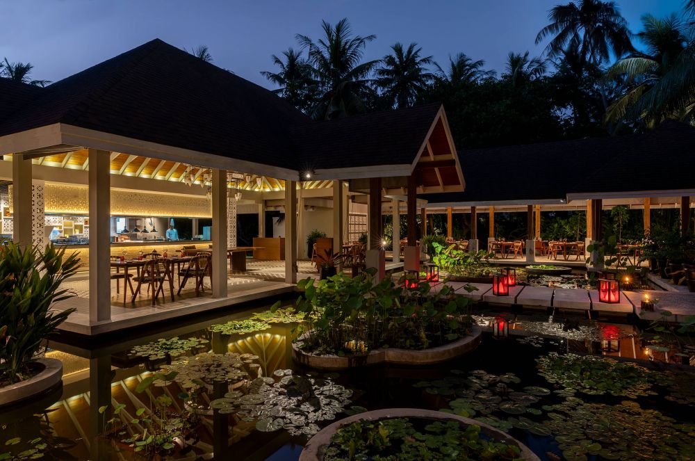 Niva Dhigali Maldives (ex. Dhigali Maldives) 5*