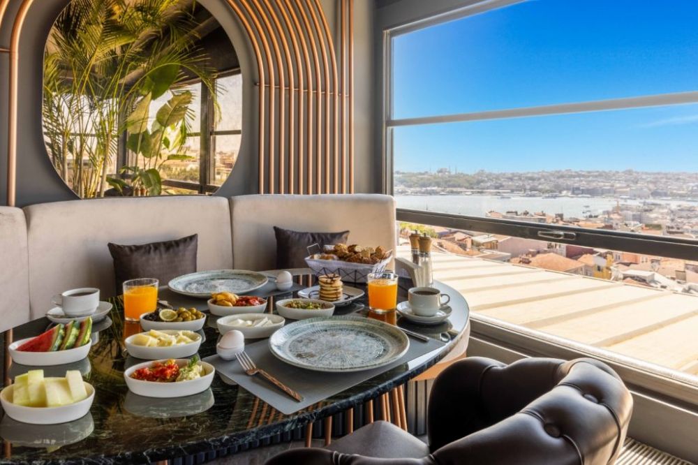 Villa Zurich Hotel 4*