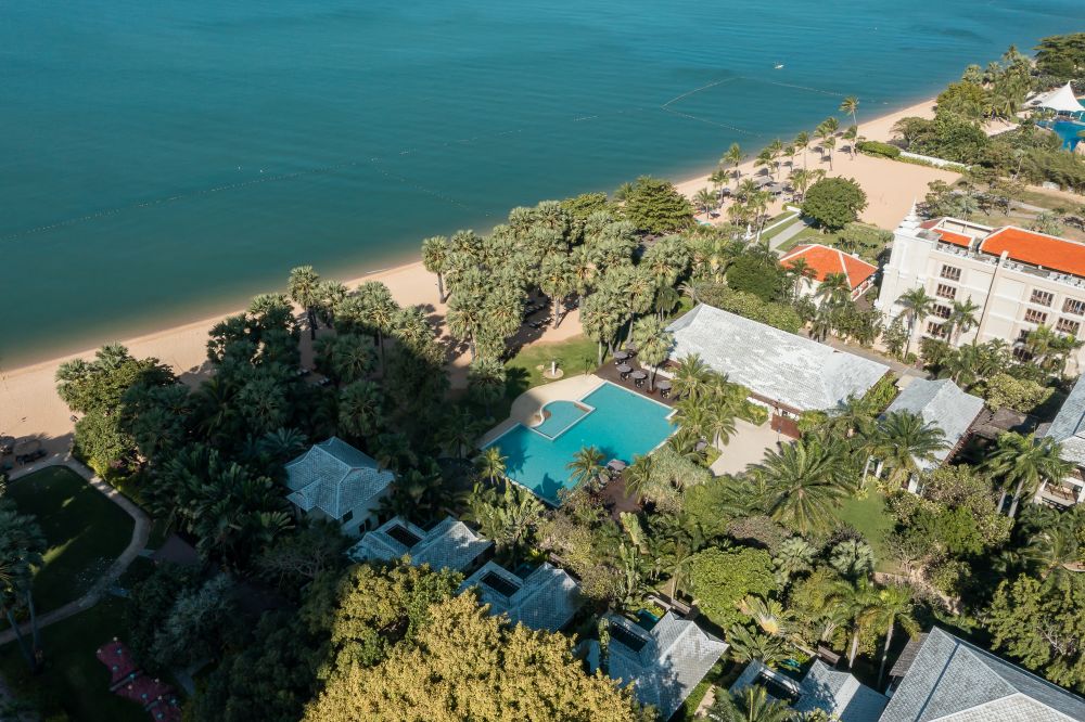Ravindra Beach Resort & Spa 5*
