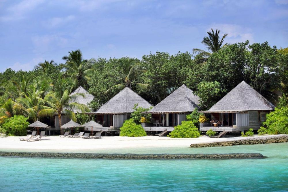 Gangehi Island Resort 5*