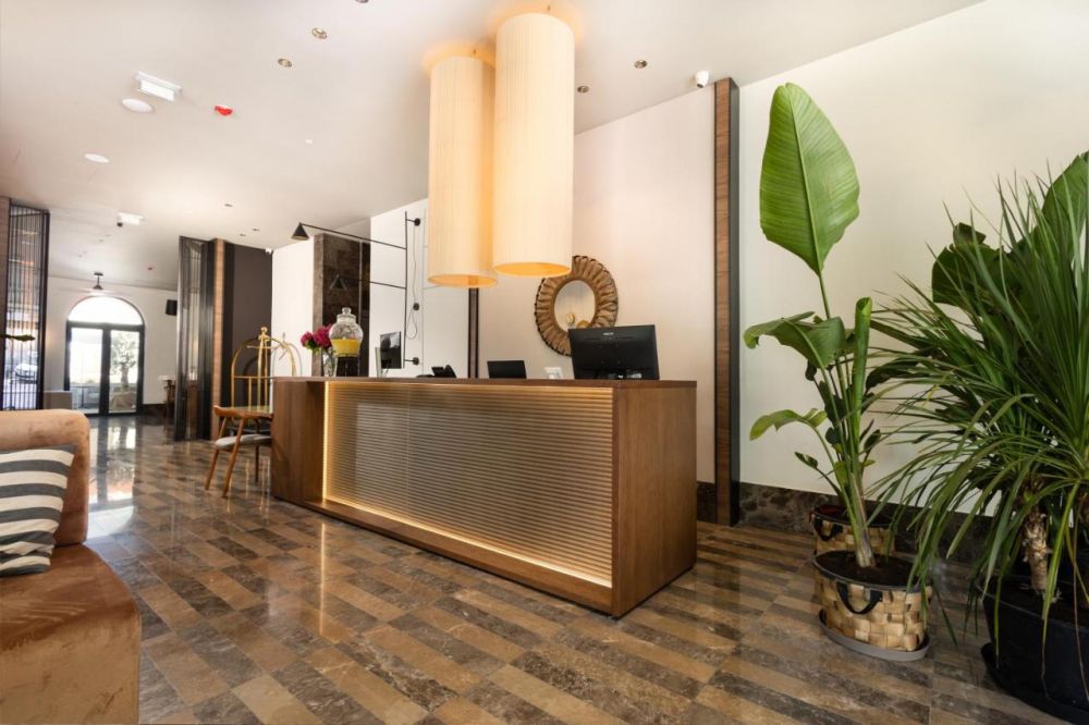 Infinity Hotel & More 4*