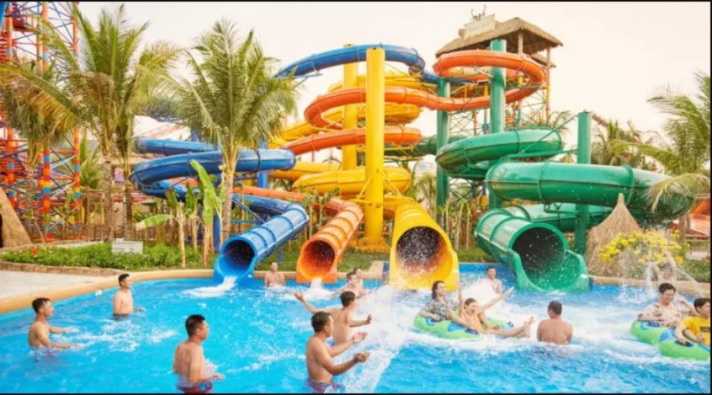 Vinholidays Fiesta Phu Quoc 4*